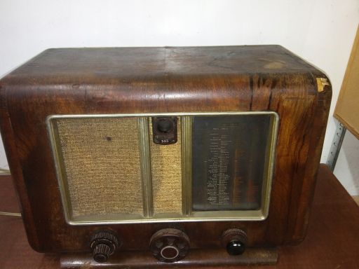 Radio - minerva 396-w -type 1939 -austria 1939 rok