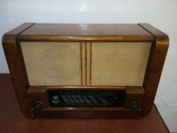 Radio - olympia 522wm - nr 35486 - | 1955 rok - gra