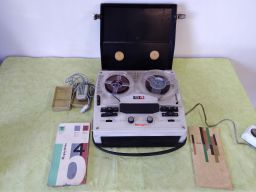 Stary magnetofon tesla b4-anp221 - | 1966-1970
