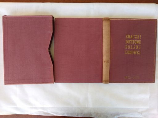 Znaczki pocztowe polski ludowej 1972-73 (tom x)