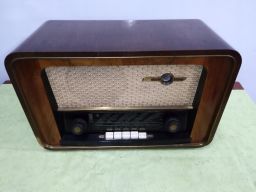 Radio superior w - nr 65098 -emud radio - 1953/54