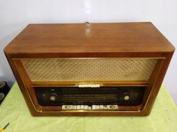Radio - stradivari 2 - nr 722256 - | 1958 -rochlitz