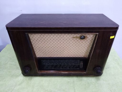 Radio - stassfurt tosca 5e63c - rft-super - 1954