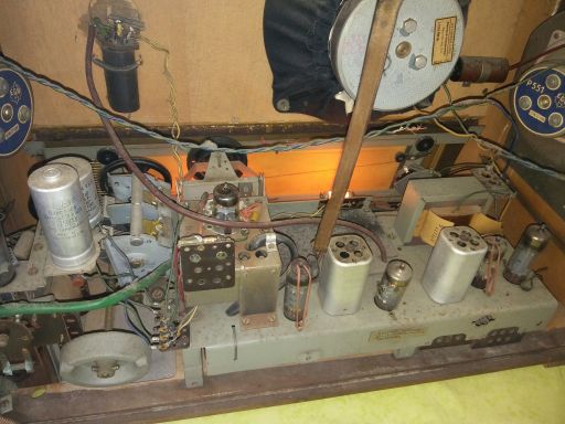 Radio - juwel chliti - 1956 rok - nr 415551
