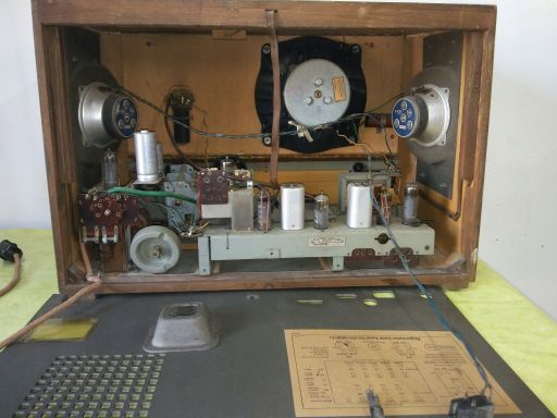Radio - juwel chliti - 1956 rok - nr 415551
