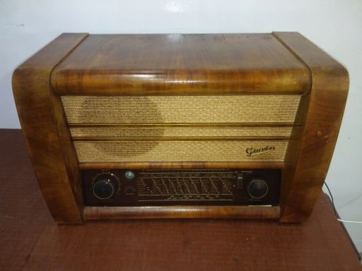 Radio - graetz super 154w - nr 266713 | -1950/51 rok
