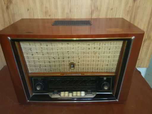 Radio -super dominante 1132.7 - nr 12826 - | 1956/57
